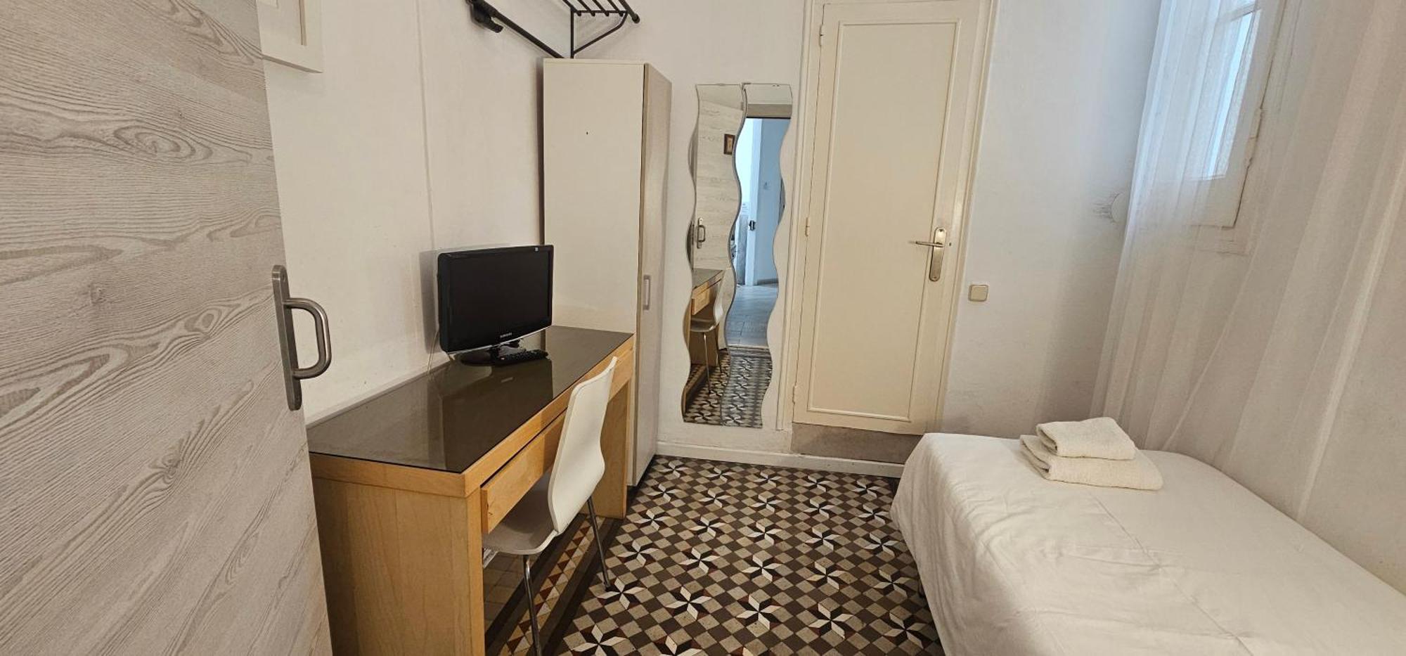Hostal Eixample Barcelona Zewnętrze zdjęcie